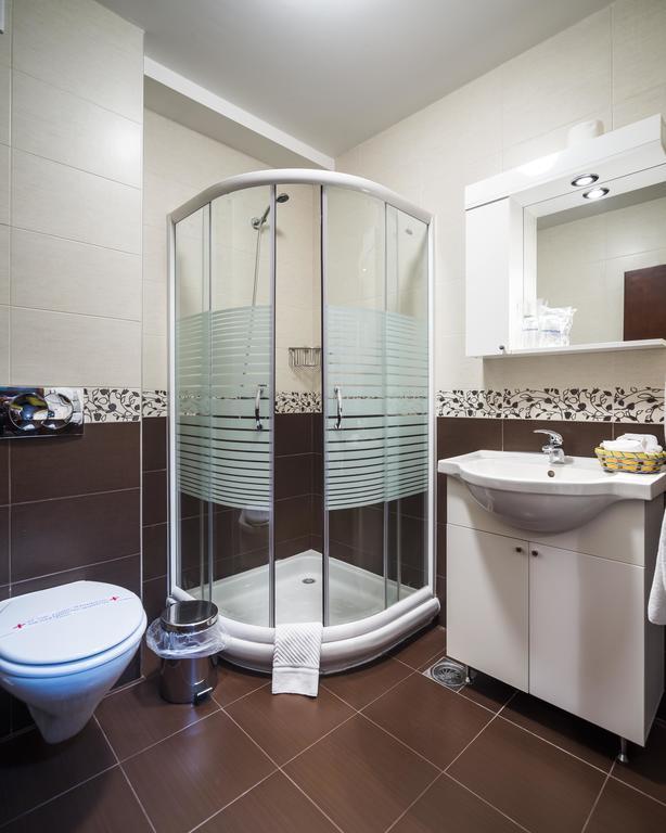 Garni Hotel Semlin B&B Belgrado Quarto foto